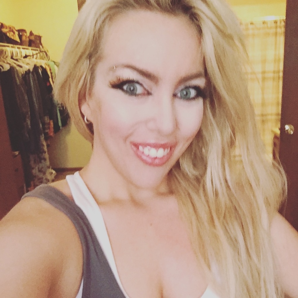 Meet your Posher, Lauren